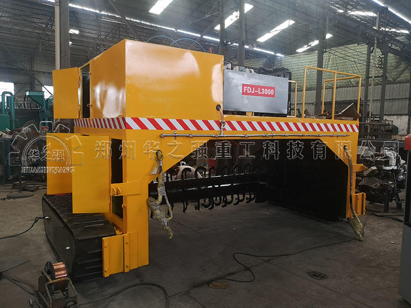 履帶式有機(jī)肥發(fā)酵翻拋車好用嗎？